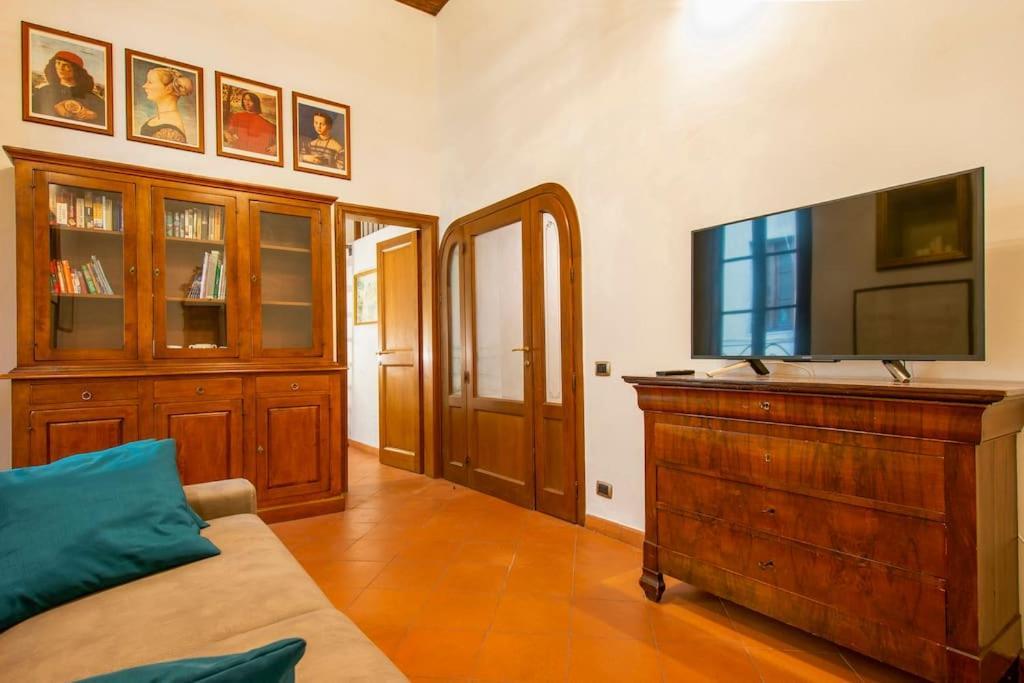 Demedici Apt W/ 2Br 1' Walk Uffizi & Ponte Vecchio Apartment Firenze Bagian luar foto