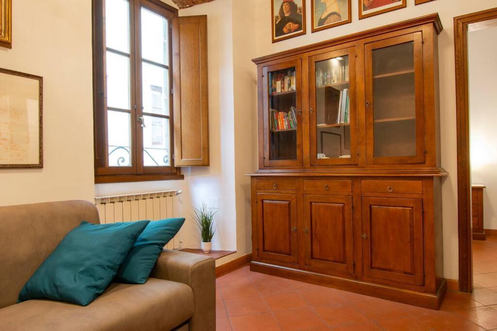 Demedici Apt W/ 2Br 1' Walk Uffizi & Ponte Vecchio Apartment Firenze Bagian luar foto