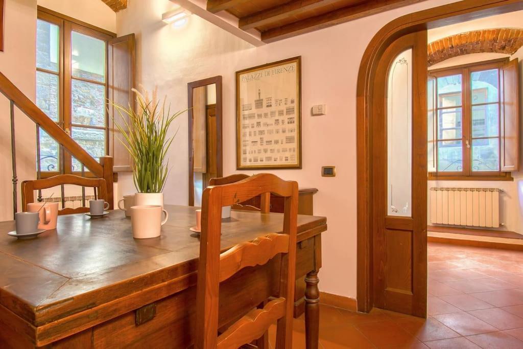 Demedici Apt W/ 2Br 1' Walk Uffizi & Ponte Vecchio Apartment Firenze Bagian luar foto